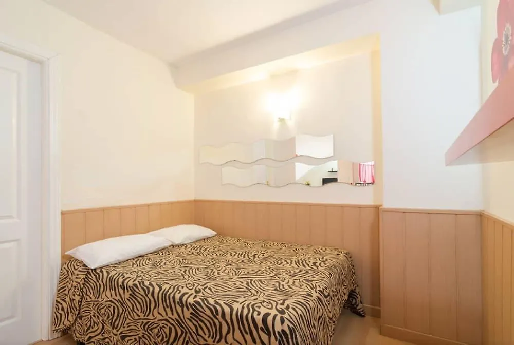 Hotel Amazing Apartments Malaga Center